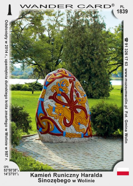 Kamień Runiczny Haralda Sinozębego w Wolinie