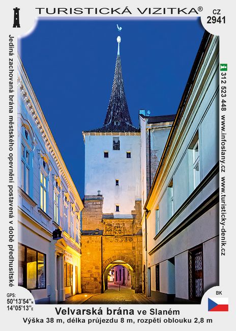 Velvarská brána ve Slaném