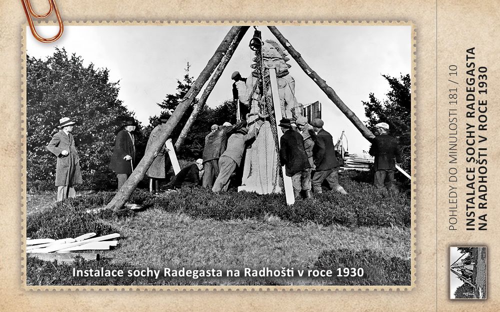 Instalace sochy Radegasta na Radhošti v roce 1930